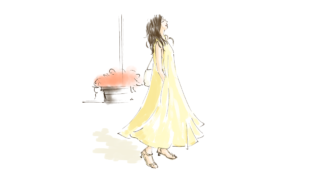 黄色いワンピースを着た女性