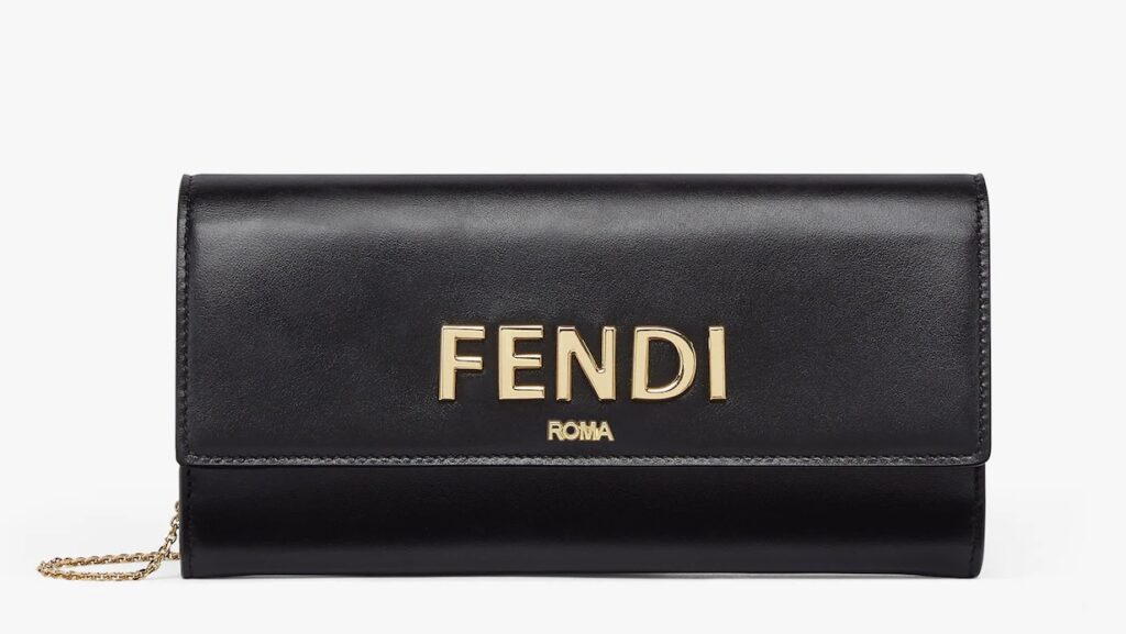 フェンディ　財布 ブラックレザー 財布 
¥ 137,500